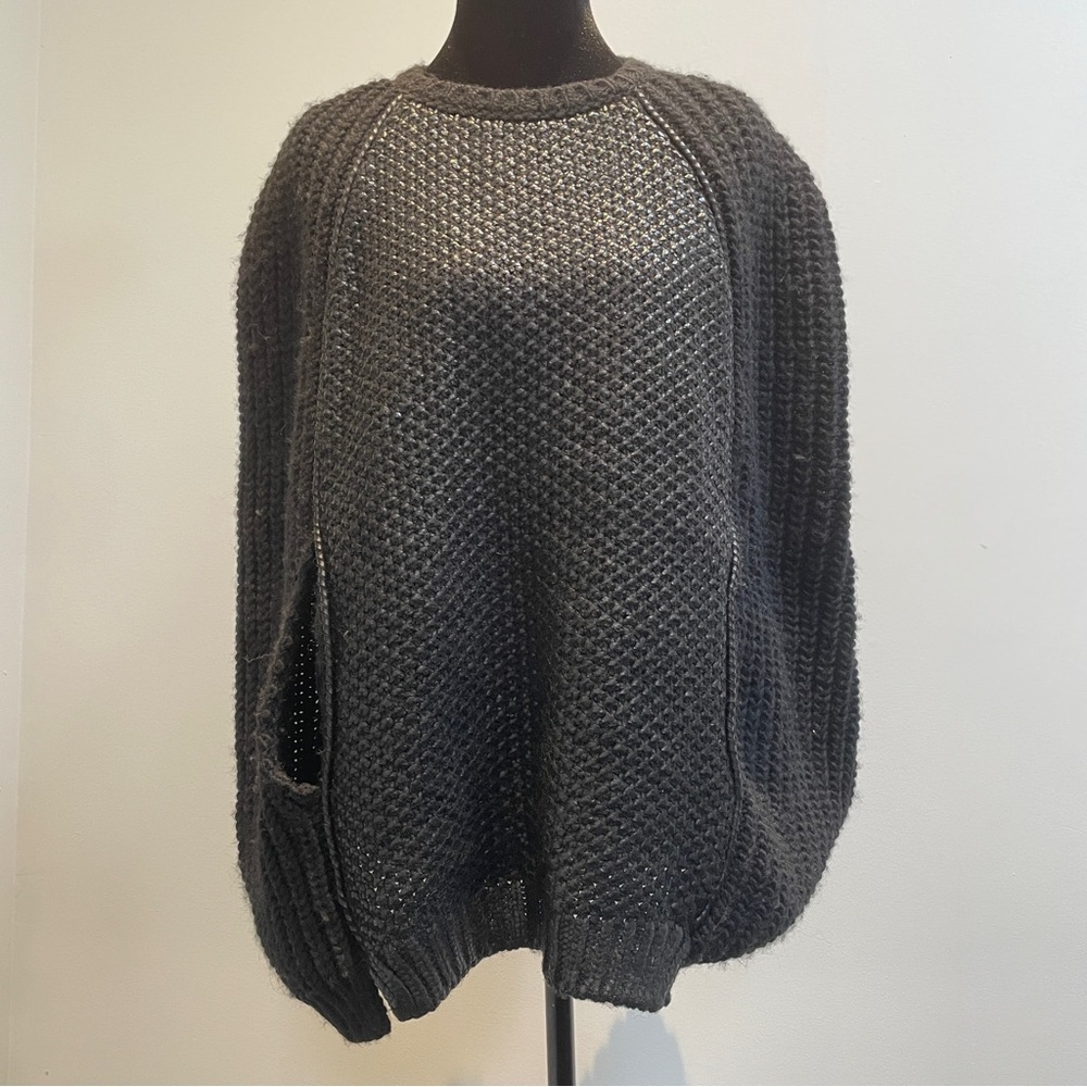 Elsamanda black knit poncho O/S